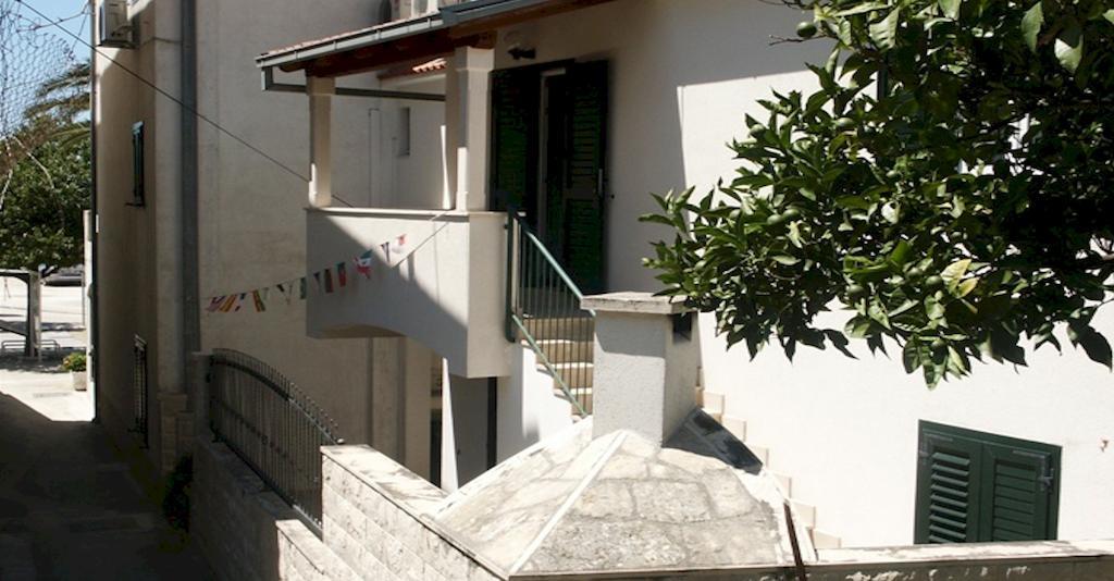 Apartments Lena Podgora Quarto foto